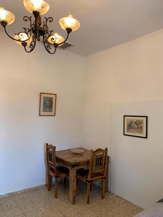 בית האבן העתיק מ-1885 עם מגונית פרטית בחצר Rosh Pina Extérieur photo