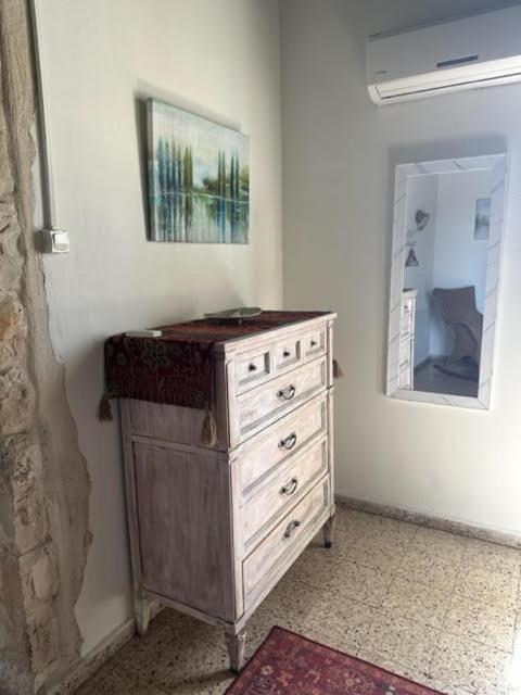 בית האבן העתיק מ-1885 עם מגונית פרטית בחצר Rosh Pina Extérieur photo